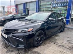 تۆیۆتا کامری